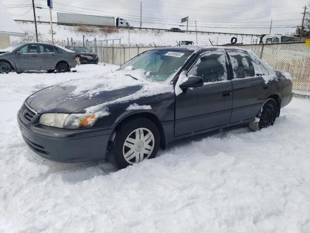 TOYOTA CAMRY CE 2000 with VIN 4T1BG22K7YU737226 - Photo from auction