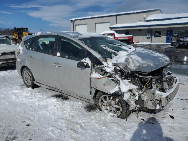 Photo 4 from auction – 2013 TOYOTA PRIUS V with VIN JTDZN3EU3D3191679