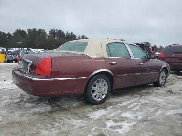 Photo 3 from auction – 2004 LINCOLN TOWN CAR U with VIN 1LNHM83W24Y629641