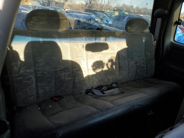 Photo 10 from auction – 2003 CHEVROLET SILVERADO with VIN 1GCHK29U13E214078