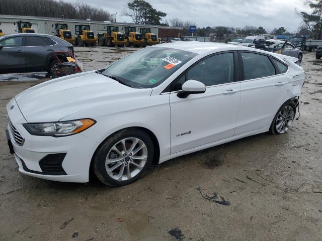 FORD FUSION SE 2019 with VIN 3FA6P0LU9KR219214 - Photo from auction