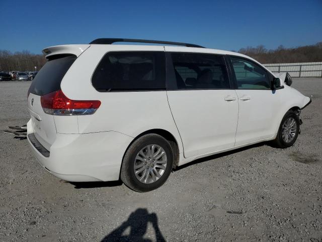 Photo 3 from auction – 2011 TOYOTA SIENNA XLE with VIN 5TDYK3DC5BS073559