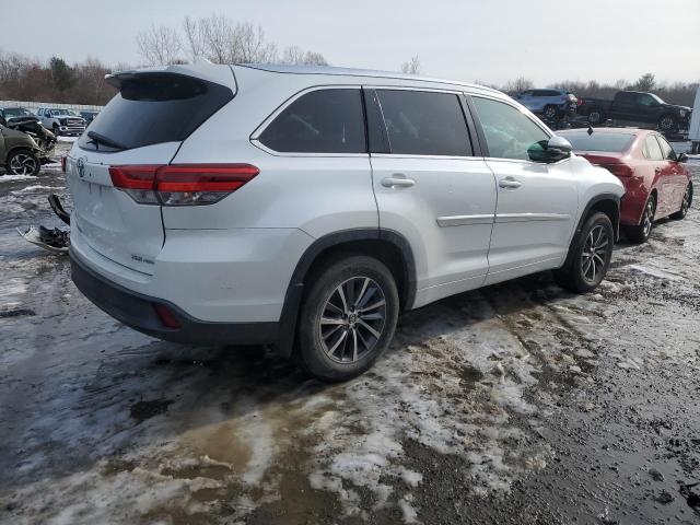 Photo 3 from auction – 2018 TOYOTA HIGHLANDER with VIN 5TDJZRFH3JS840087