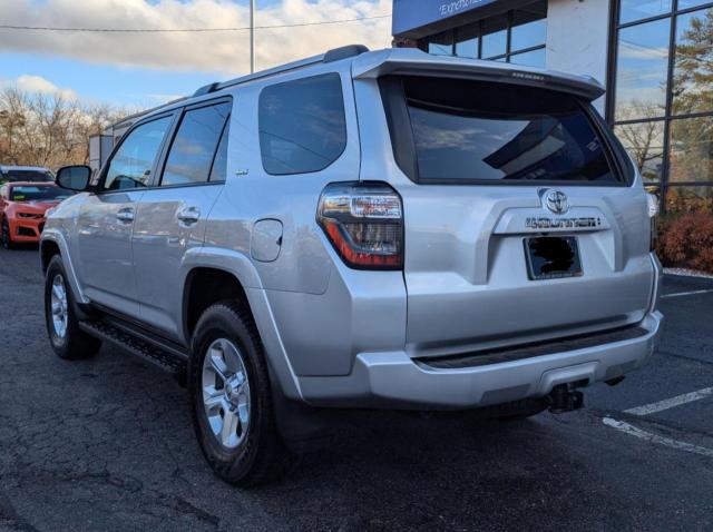 Photo 3 from auction – 2021 TOYOTA 4RUNNER SR with VIN JTEMU5JR9M5909553