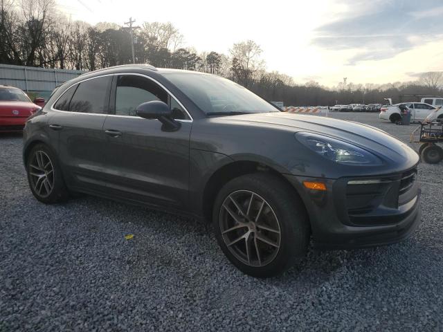 Photo 4 from auction – 2022 PORSCHE MACAN with VIN WP1AA2A53NLB10262