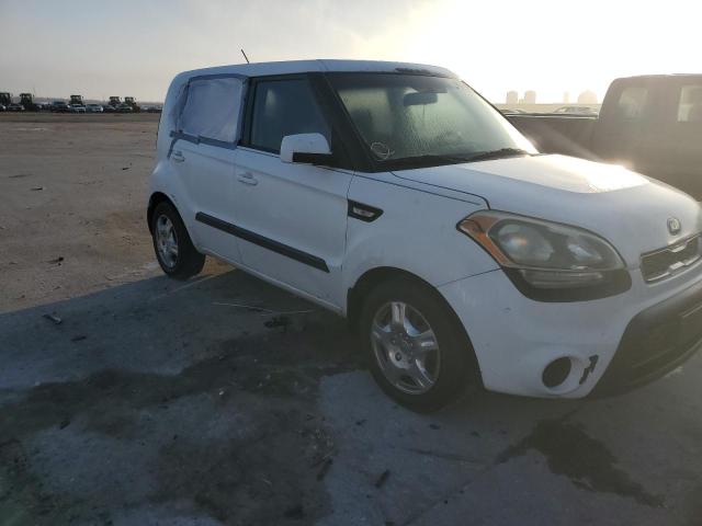 Photo 4 from auction – 2013 KIA SOUL with VIN KNDJT2A50D7573091