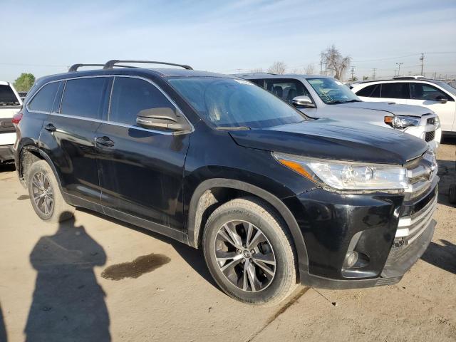 Photo 4 from auction – 2019 TOYOTA HIGHLANDER with VIN 5TDZZRFH3KS350379