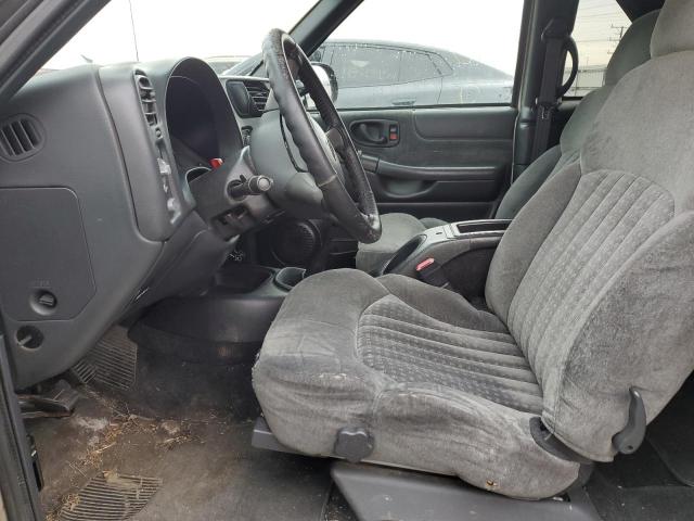 Photo 7 from auction – 2002 CHEVROLET BLAZER with VIN 1GNCS18W12K141650