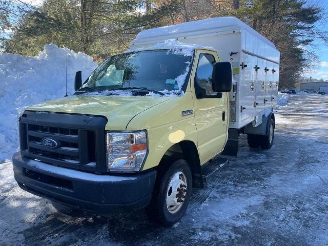 Photo 2 from auction – 2019 FORD ECONOLINE with VIN 1FDXE4FS5KDC52270