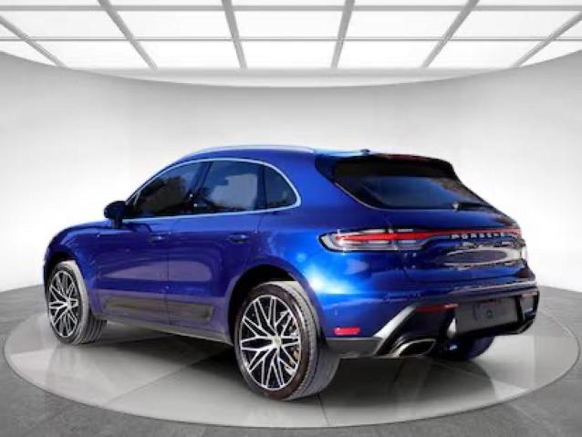 Photo 3 from auction – 2022 PORSCHE MACAN with VIN WP1AA2A52NLB00337