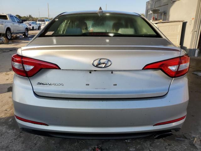 Photo 6 from auction – 2016 HYUNDAI SONATA SE with VIN 5NPE24AF7GH365041