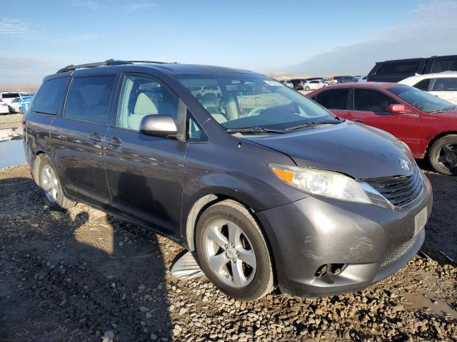 Photo 4 from auction – 2012 TOYOTA SIENNA LE with VIN 5TDKK3DC6CS184208