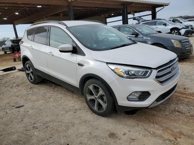 Photo 4 from auction – 2017 FORD ESCAPE SE with VIN 1FMCU0GD4HUE85298