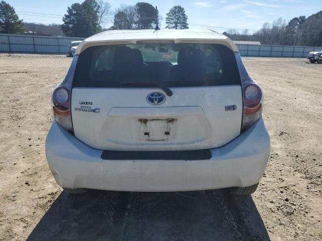 Photo 6 from auction – 2014 TOYOTA PRIUS C with VIN JTDKDTB33E1081180