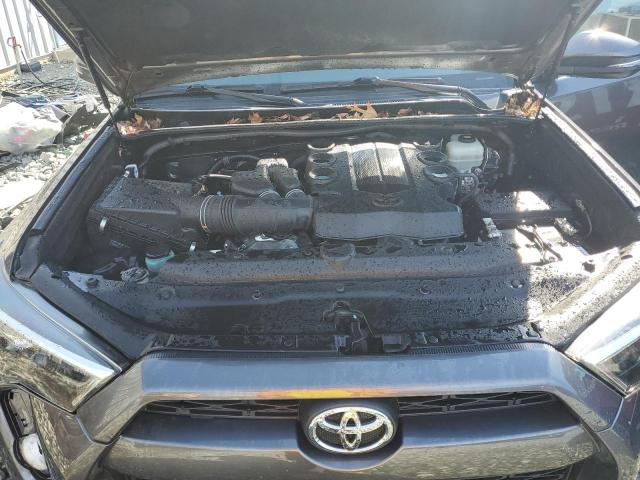 Photo 12 from auction – 2018 TOYOTA 4RUNNER SR with VIN JTEBU5JR8J5600336