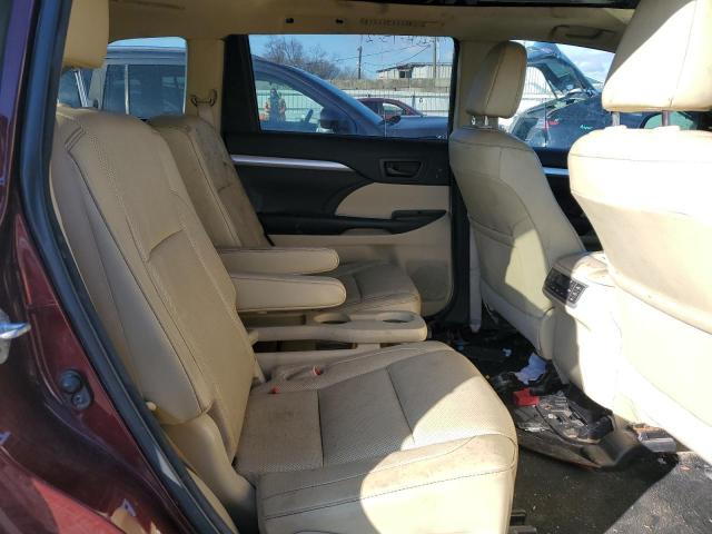 Photo 11 from auction – 2017 TOYOTA HIGHLANDER with VIN 5TDDGRFH6HS022155