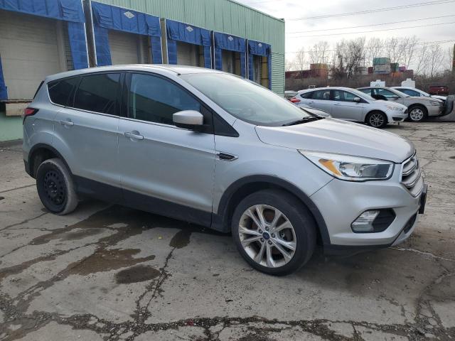 Photo 4 from auction – 2017 FORD ESCAPE SE with VIN 1FMCU9GD4HUC16612