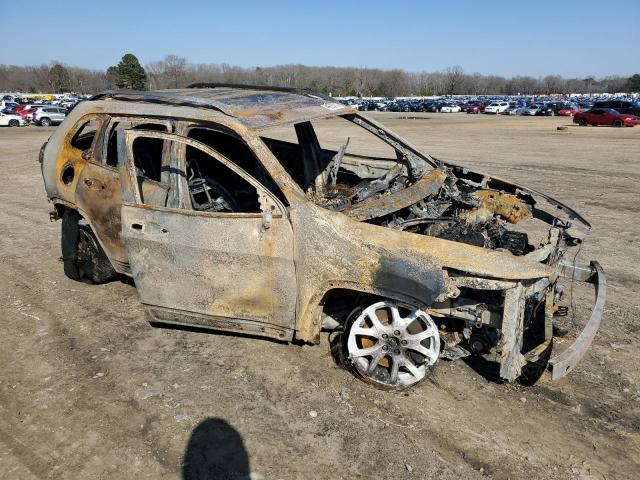 Photo 4 from auction – 2017 JEEP CHEROKEE L with VIN 1C4PJLCB3HW642926