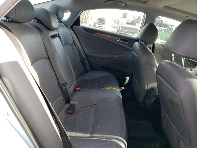 Photo 10 from auction – 2015 HYUNDAI SONATA HYB with VIN KMHEC4A44FA136975
