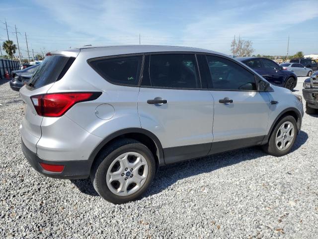 Photo 3 from auction – 2019 FORD ESCAPE S with VIN 1FMCU0F73KUA89950