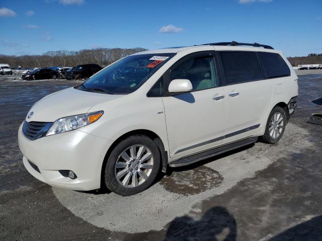 TOYOTA SIENNA XLE 2017 with VIN 5TDDZ3DC5HS147601 - Photo from auction