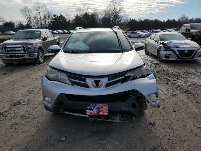 Photo 5 from auction – 2015 TOYOTA RAV4 LIMIT with VIN JTMDFREV4FD173224