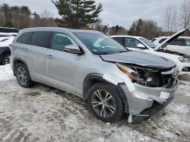 Photo 4 from auction – 2016 TOYOTA HIGHLANDER with VIN 5TDJKRFH8GS295906