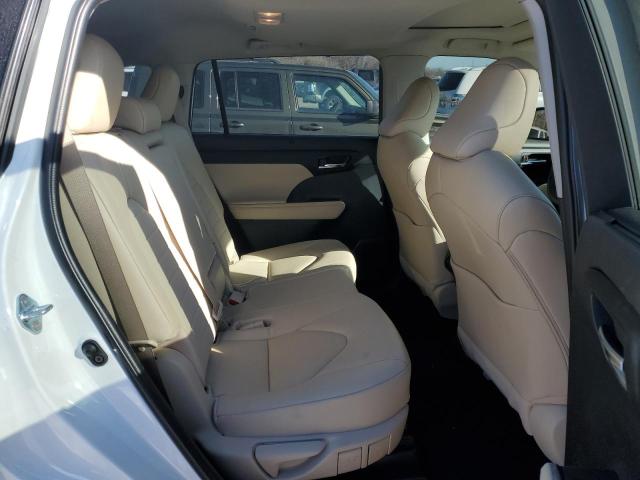 Photo 11 from auction – 2023 TOYOTA HIGHLANDER with VIN 5TDKDRAH6PS004745