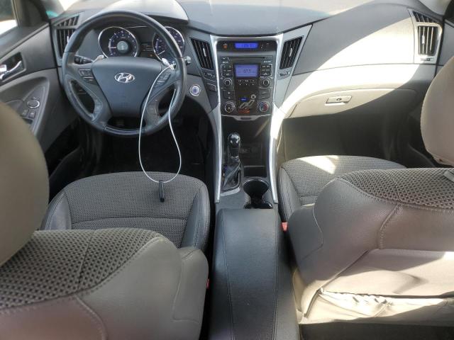 Photo 8 from auction – 2011 HYUNDAI SONATA SE with VIN 5NPEC4ACXBH065182