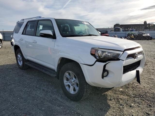 Photo 4 from auction – 2016 TOYOTA 4RUNNER SR with VIN JTEBU5JR8G5354834