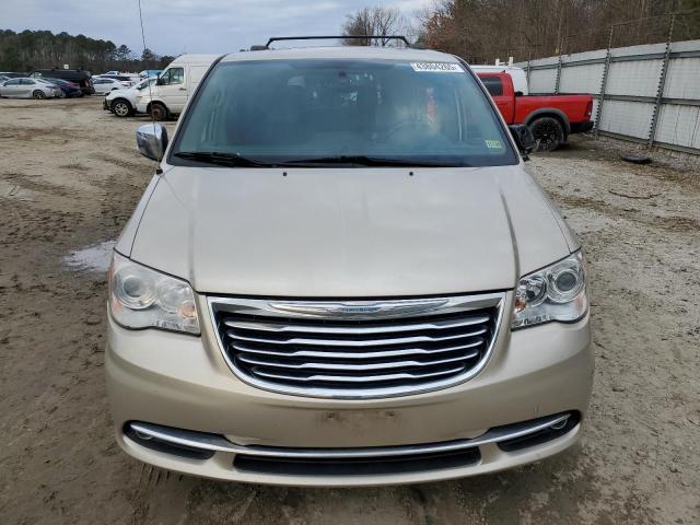 Photo 5 from auction – 2015 CHRYSLER TOWN & COU with VIN 2C4RC1GG5FR718245
