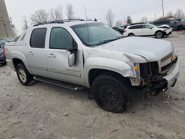 Photo 4 from auction – 2013 CHEVROLET AVALANCHE with VIN 3GNTKFE77DG224813