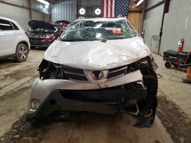 Photo 5 from auction – 2015 TOYOTA RAV4 LIMIT with VIN JTMDFREV3FD164532