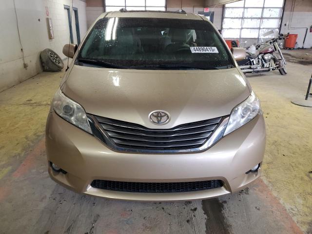Photo 5 from auction – 2014 TOYOTA SIENNA XLE with VIN 5TDYK3DC7ES472106