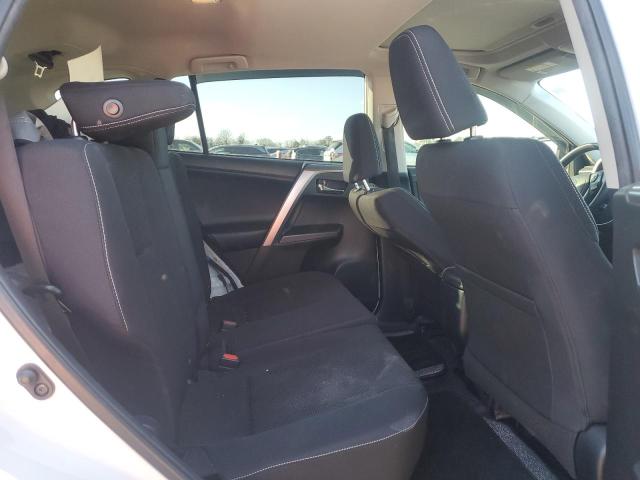 Photo 11 from auction – 2017 TOYOTA RAV4 XLE with VIN JTMWFREV5HJ116530