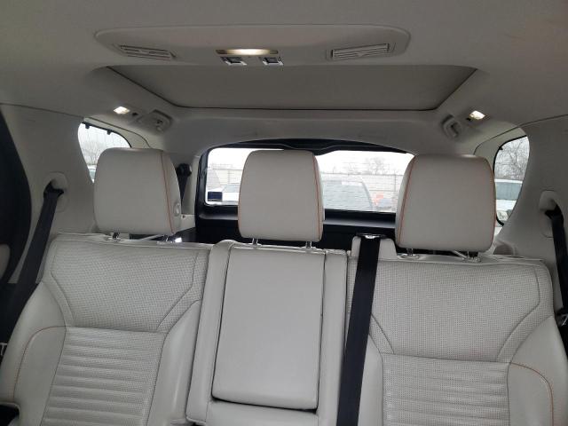 Photo 10 from auction – 2018 LAND ROVER DISCOVERY with VIN SALRT2RV0JA054041