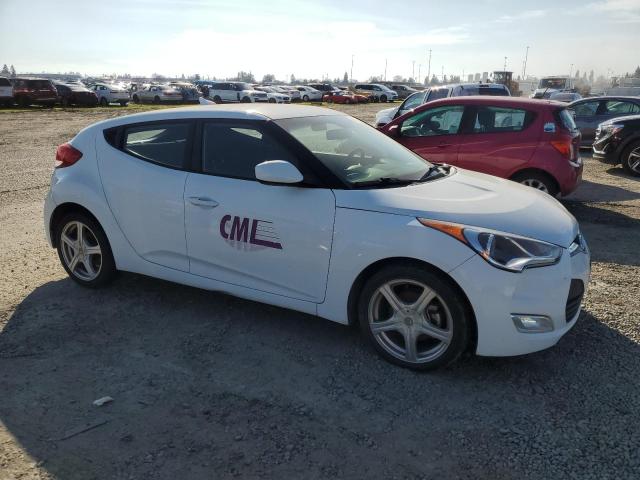 Photo 4 from auction – 2017 HYUNDAI VELOSTER with VIN KMHTC6AD0HU305183