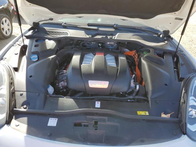 Photo 11 from auction – 2017 PORSCHE CAYENNE SE with VIN WP1AE2A2XHLA75671