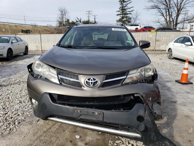Photo 5 from auction – 2015 TOYOTA RAV4 XLE with VIN JTMRFREV7FD133564