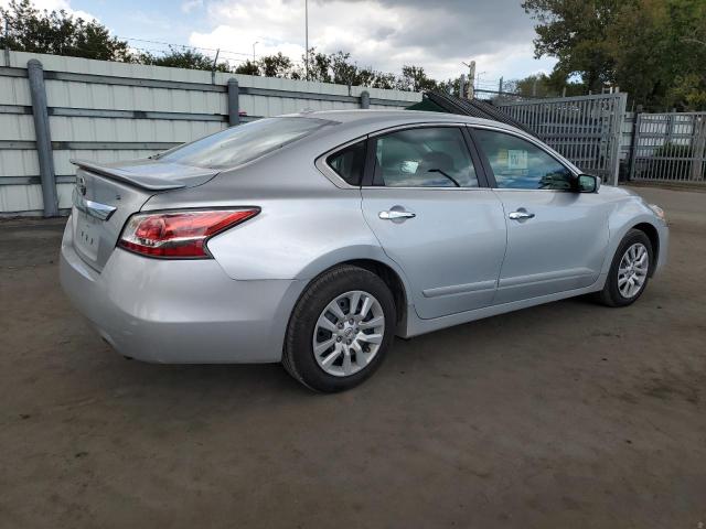 Photo 3 from auction – 2015 NISSAN ALTIMA 2.5 with VIN 1N4AL3AP8FN375581