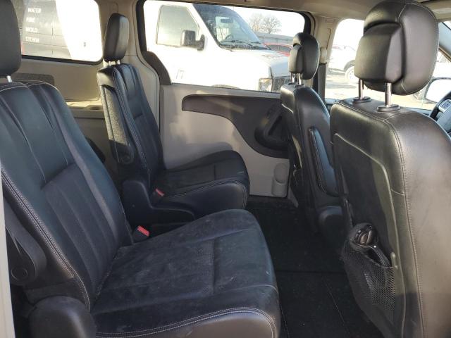 Photo 11 from auction – 2012 CHRYSLER TOWN & COU with VIN 2C4RC1BG1CR411285