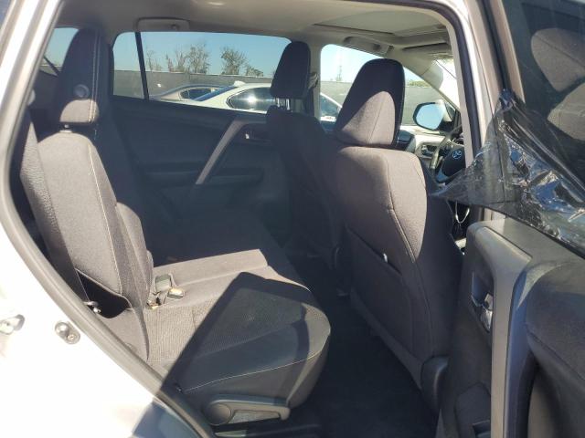 Photo 11 from auction – 2017 TOYOTA RAV4 XLE with VIN 2T3WFREV2HW391306