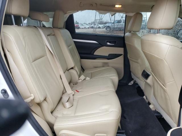 Photo 11 from auction – 2016 TOYOTA HIGHLANDER with VIN 5TDKKRFHXGS139340