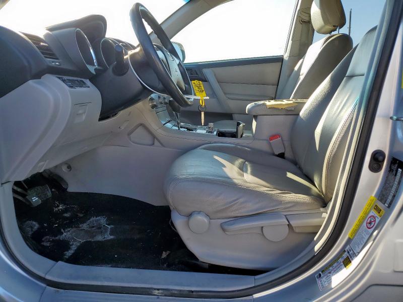 Photo 7 from auction – 2011 TOYOTA HIGHLANDER with VIN 5TDZK3EH1BS029217