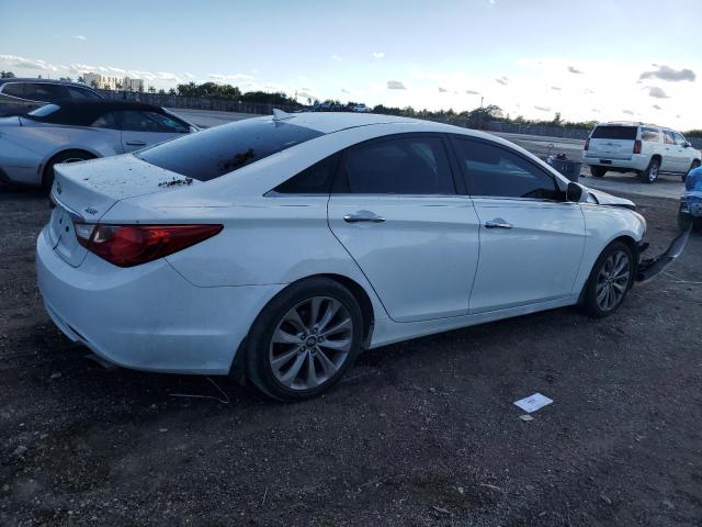 Photo 3 from auction – 2012 HYUNDAI SONATA SE with VIN 5NPEC4AB6CH383342