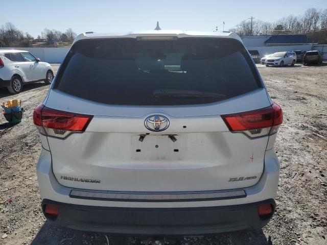 Photo 6 from auction – 2018 TOYOTA HIGHLANDER with VIN 5TDJZRFH3JS524883