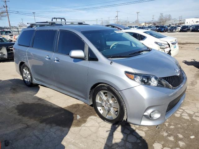 Zdjęcie 4 z aukcji – 2013 TOYOTA SIENNA SPO z VIN 5TDXK3DC2DS349727