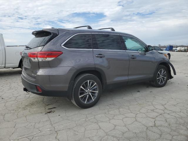 Photo 3 from auction – 2019 TOYOTA HIGHLANDER with VIN 5TDJZRFH0KS614476