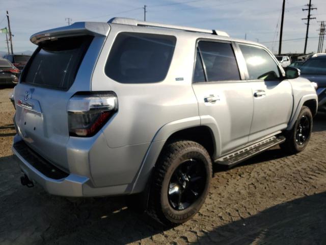 Photo 3 from auction – 2018 TOYOTA 4RUNNER SR with VIN JTEBU5JR9J5515800