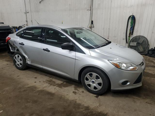 Photo 4 from auction – 2013 FORD FOCUS S with VIN 1FADP3E2XDL334555